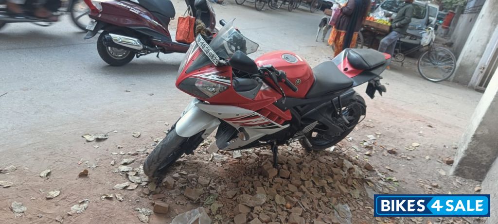 Yamaha YZF R15 V2
