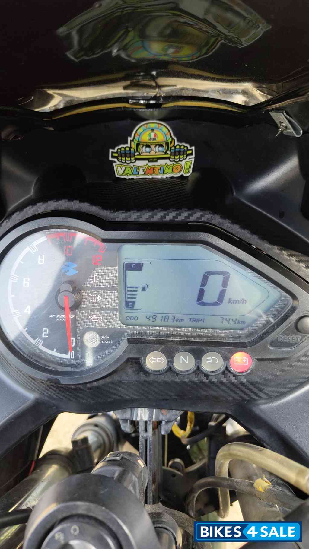 Bajaj Pulsar 220F