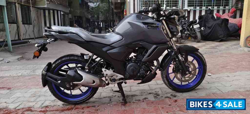 Yamaha FZ1