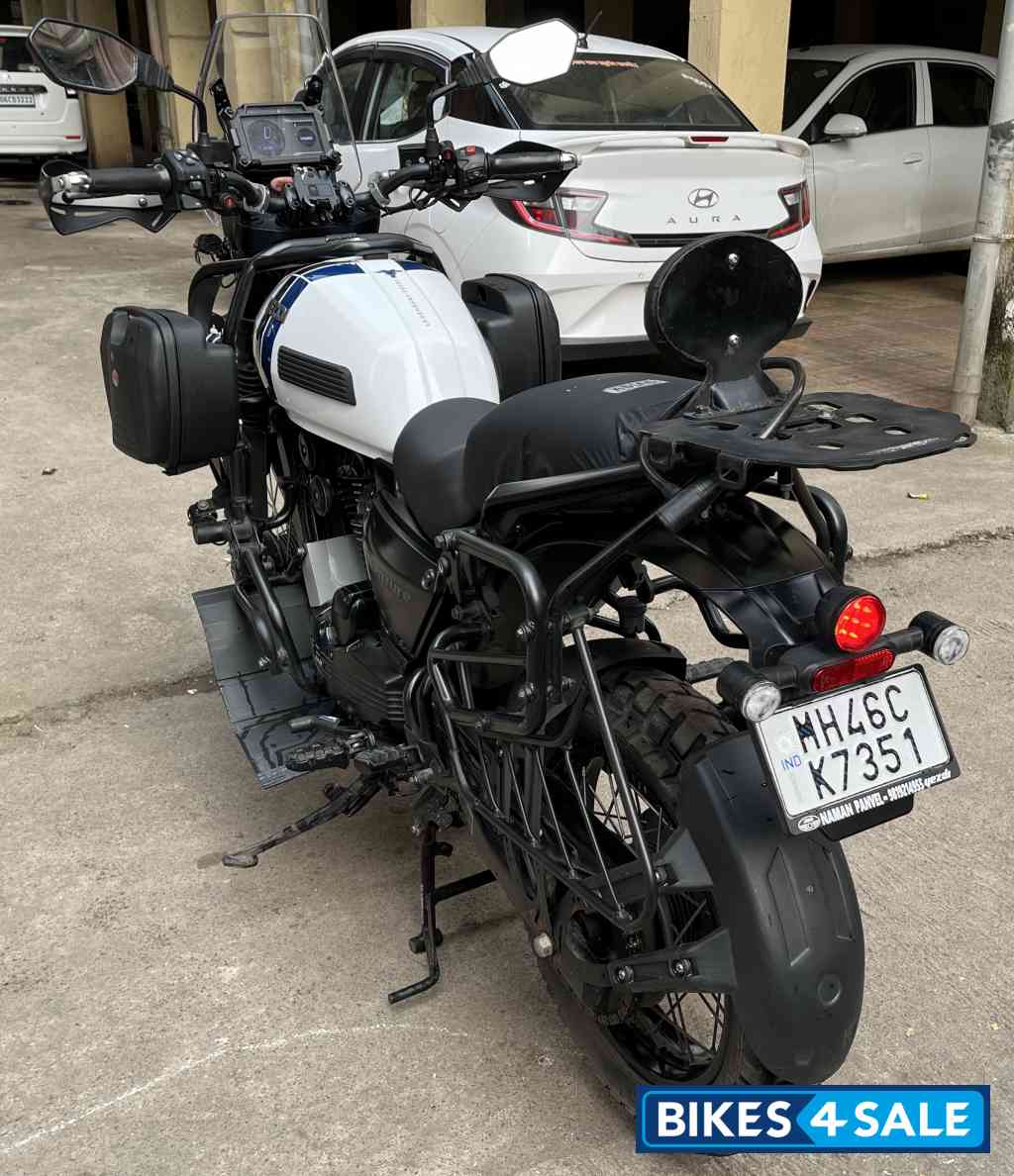 Yezdi Adventure Matte