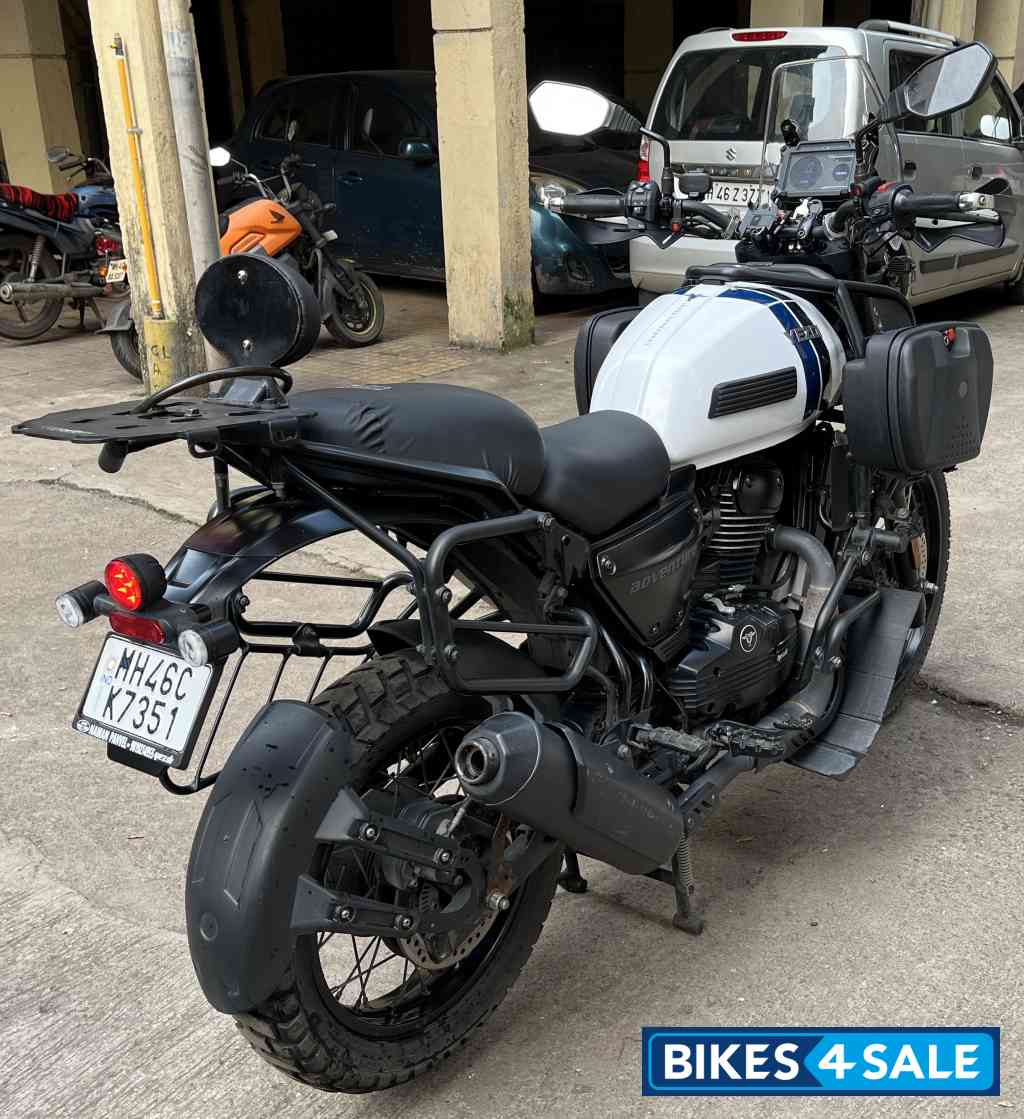 Yezdi Adventure Matte