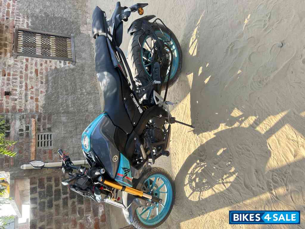 Pastel Dark Gra Yamaha MT-15 BS6