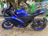 Blue Yamaha R15 V4