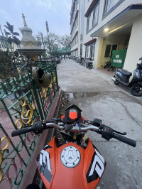 Orange KTM Duke 200