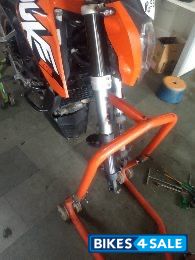 Orange KTM Duke 200