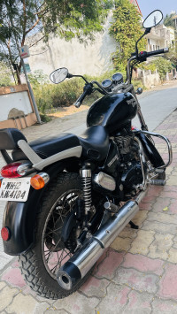 Matt Black Royal Enfield Thunderbird 500