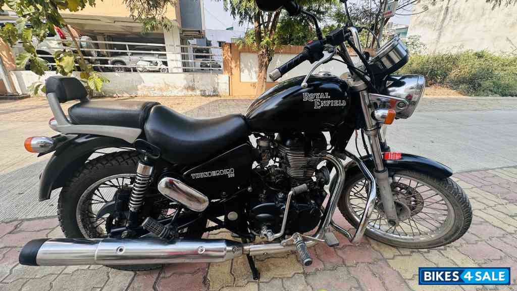 Matt Black Royal Enfield Thunderbird 500