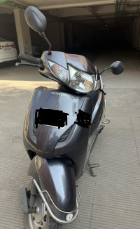 Grey Honda Activa
