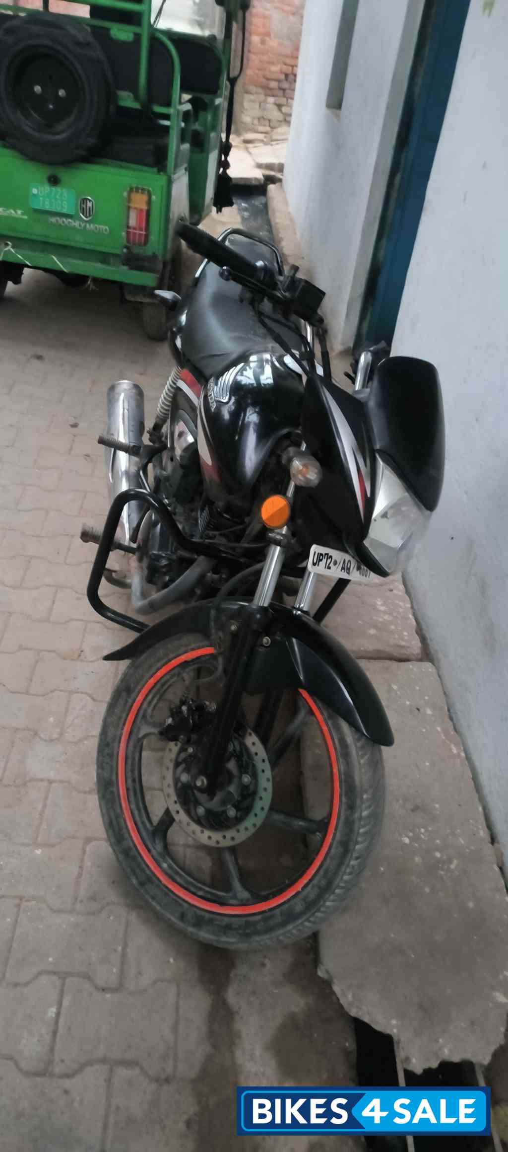 Black Honda Shine 125 Disc Black Honda Shine 125 Disc