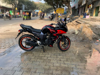 Black & Ref Yamaha Fazer