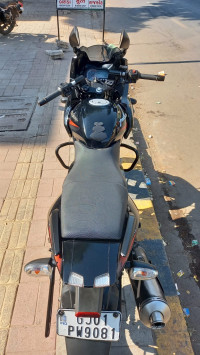 Bajaj Pulsar 220F