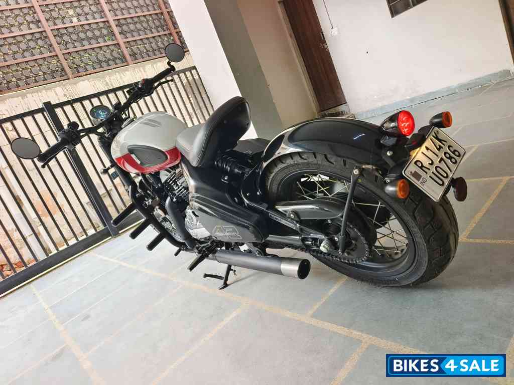 Red And White Jawa 42 Bobber Red Sheen