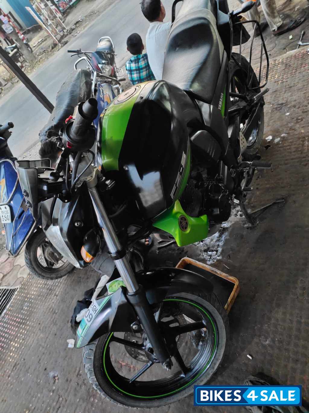 Yamaha  FZS