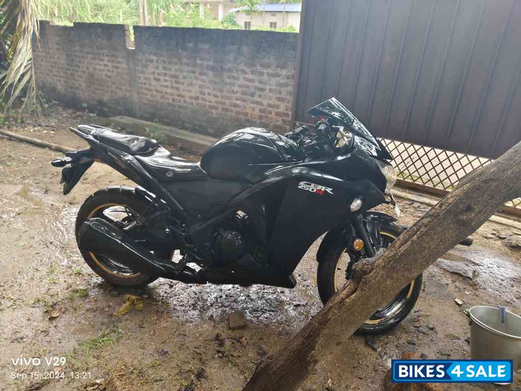 Honda CBR 250R