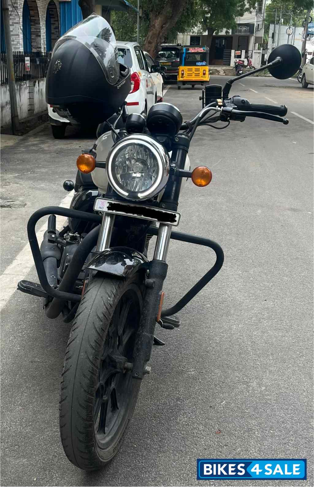 Royal Enfield Meteor 350 Fireball