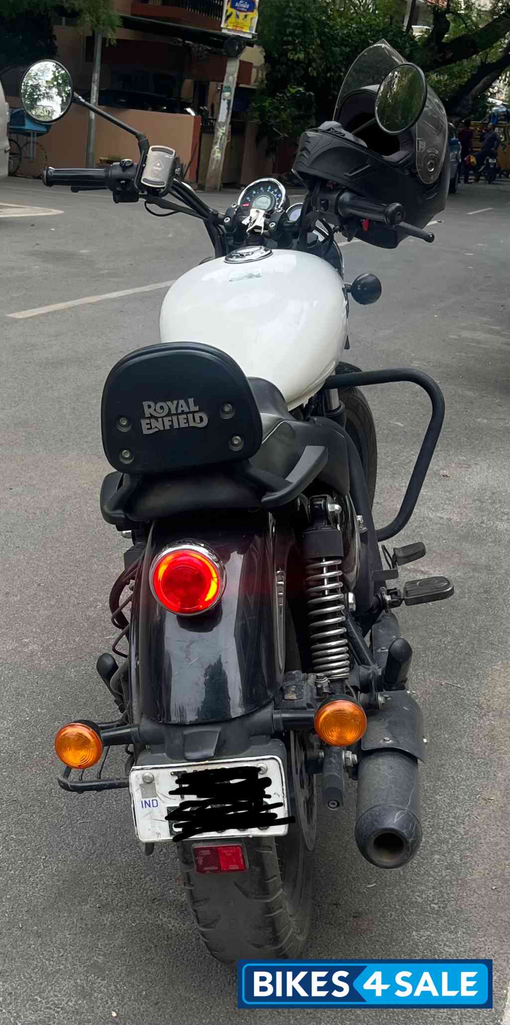 Royal Enfield Meteor 350 Fireball