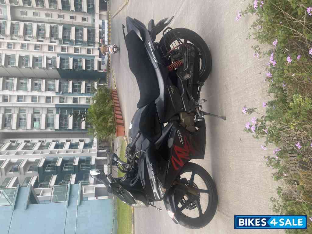 Black Hero Karizma ZMR