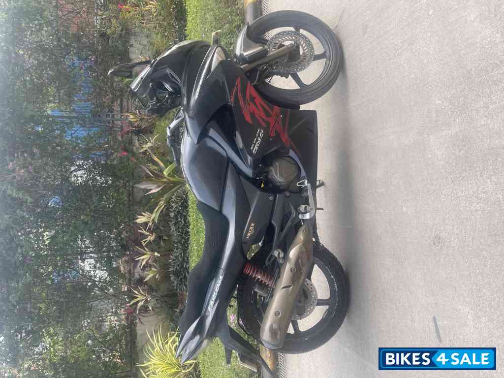 Black Hero Karizma ZMR