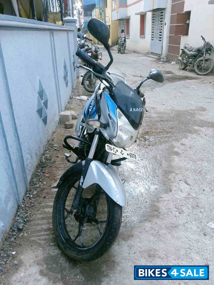 Bajaj Discover 125