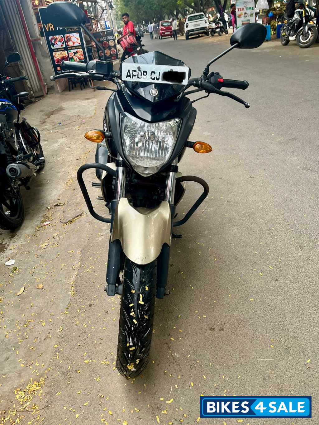 Black Gold Yamaha FZ-S