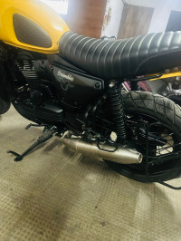Yezdi Scrambler Single Tone