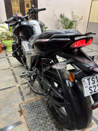 Black TVS Apache RTR 160 4V