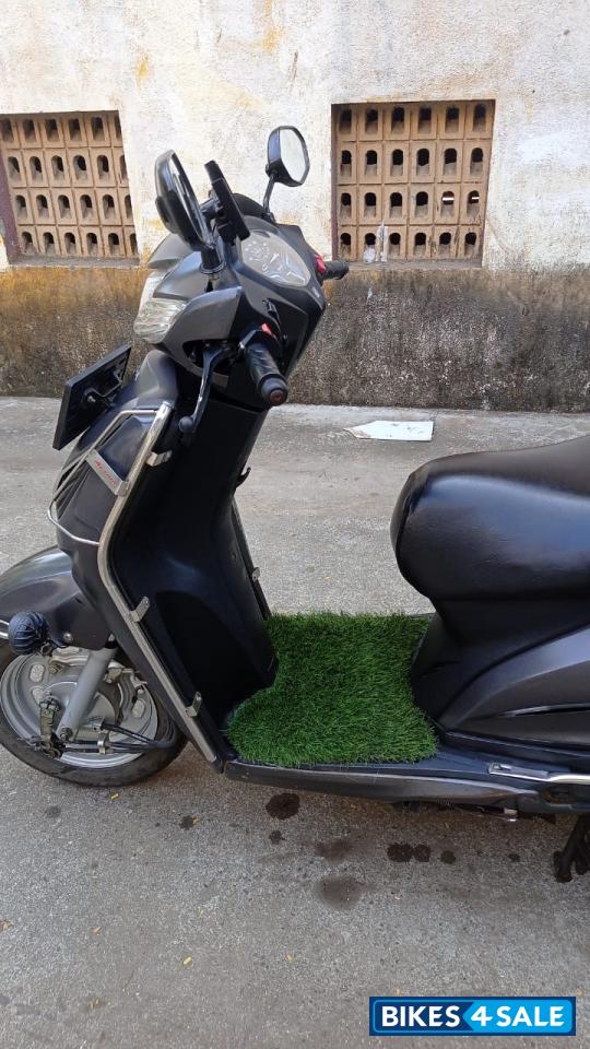Grey Honda Activa 6G Dlx