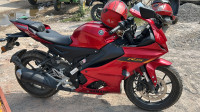 Yamaha R15 V4