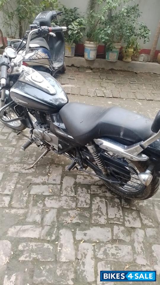Bajaj Avenger Cruise 220