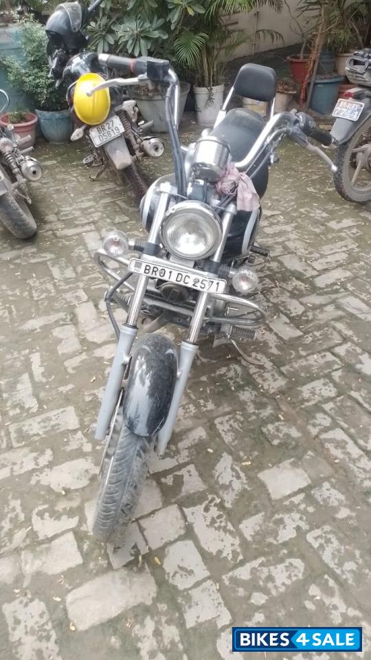 Bajaj Avenger Cruise 220