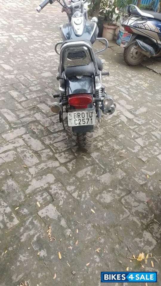 Bajaj Avenger Cruise 220