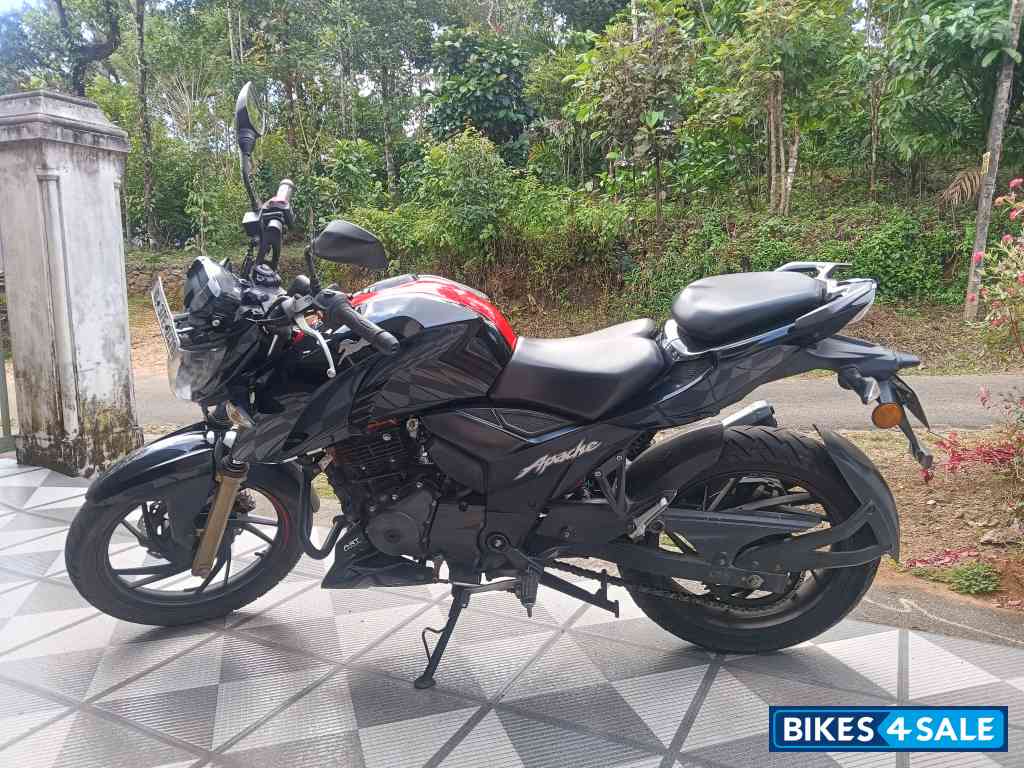 TVS Apache RTR 200 4V ABS Race Edition 2.0