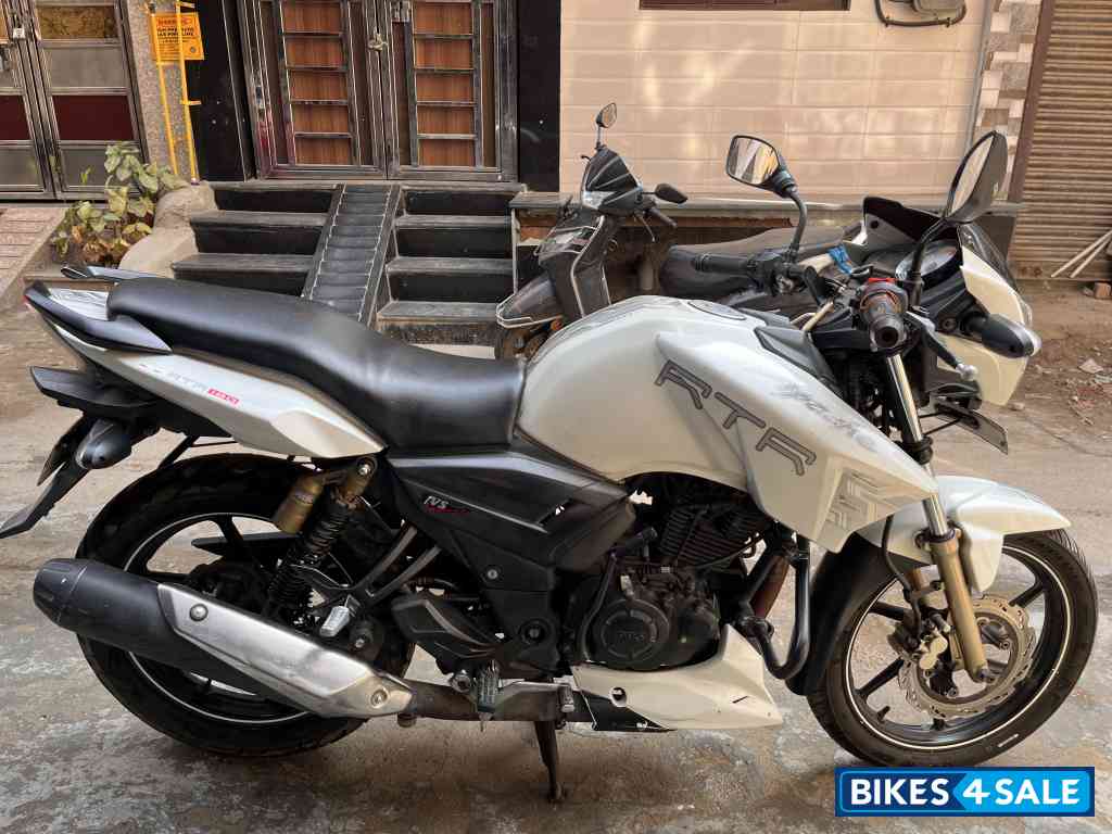 TVS Apache RTR 180