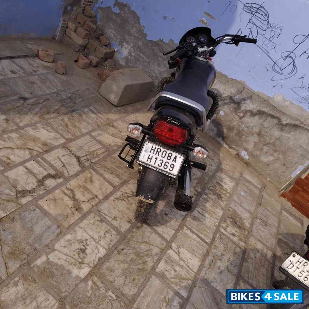 Black Grey Hero HF Deluxe BS6