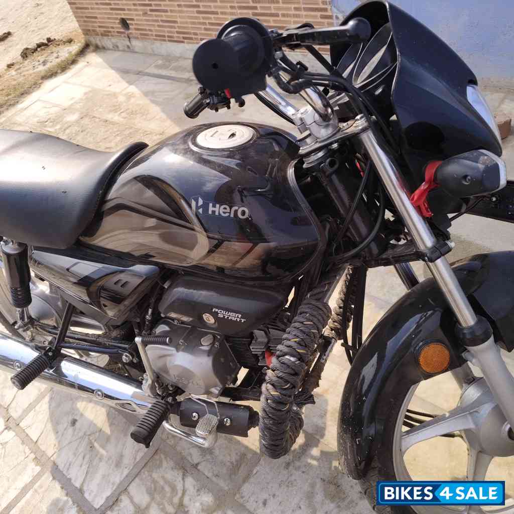 Black Grey Hero HF Deluxe BS6