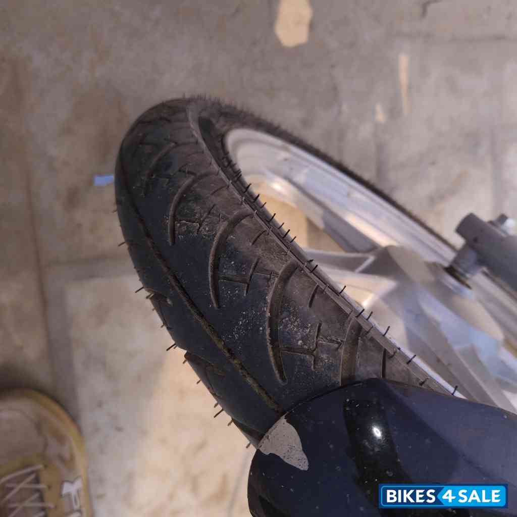 Black Grey Hero HF Deluxe BS6