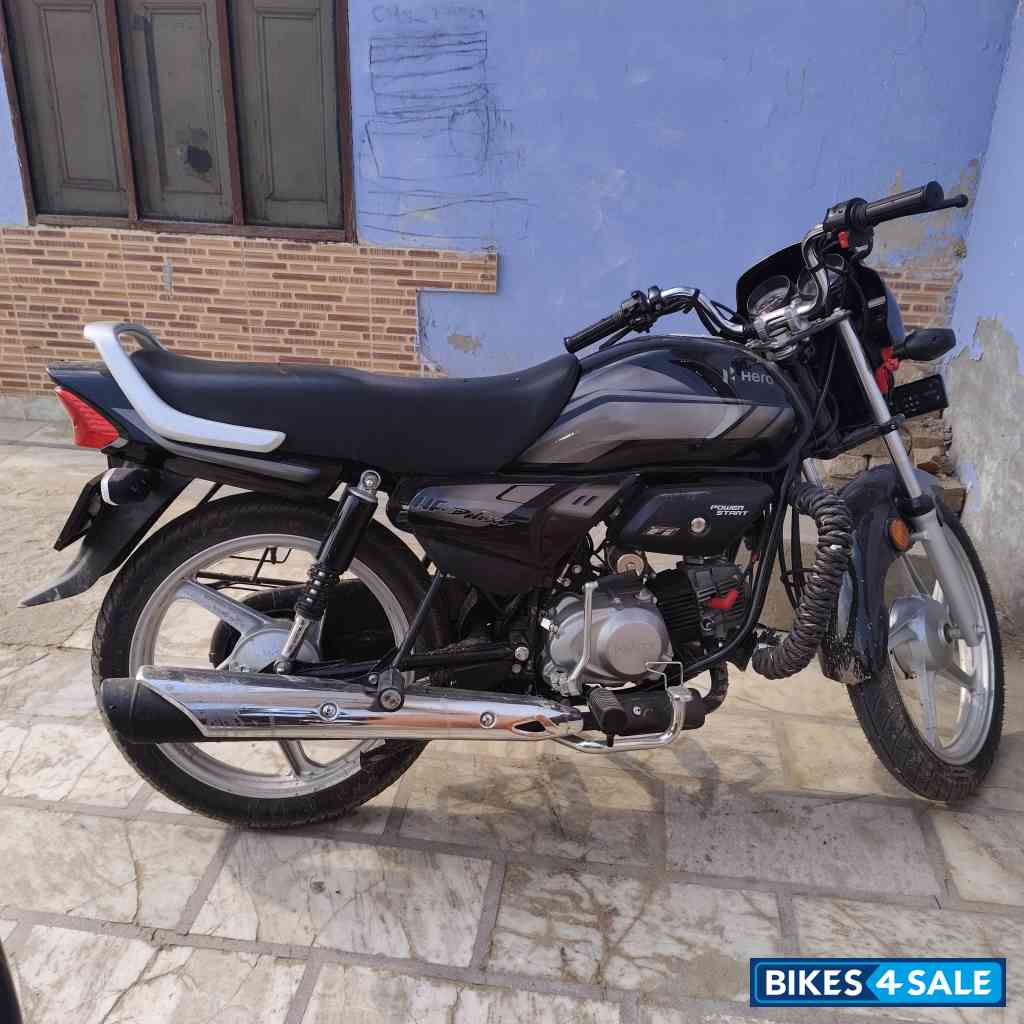 Black Grey Hero HF Deluxe BS6