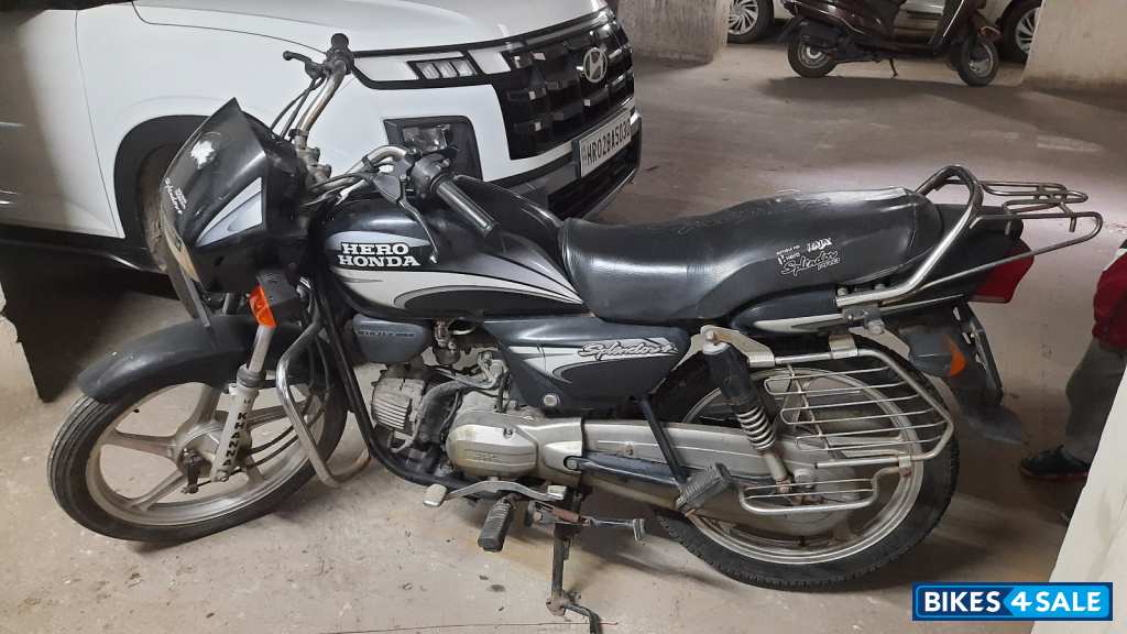 Black Hero Splendor Plus