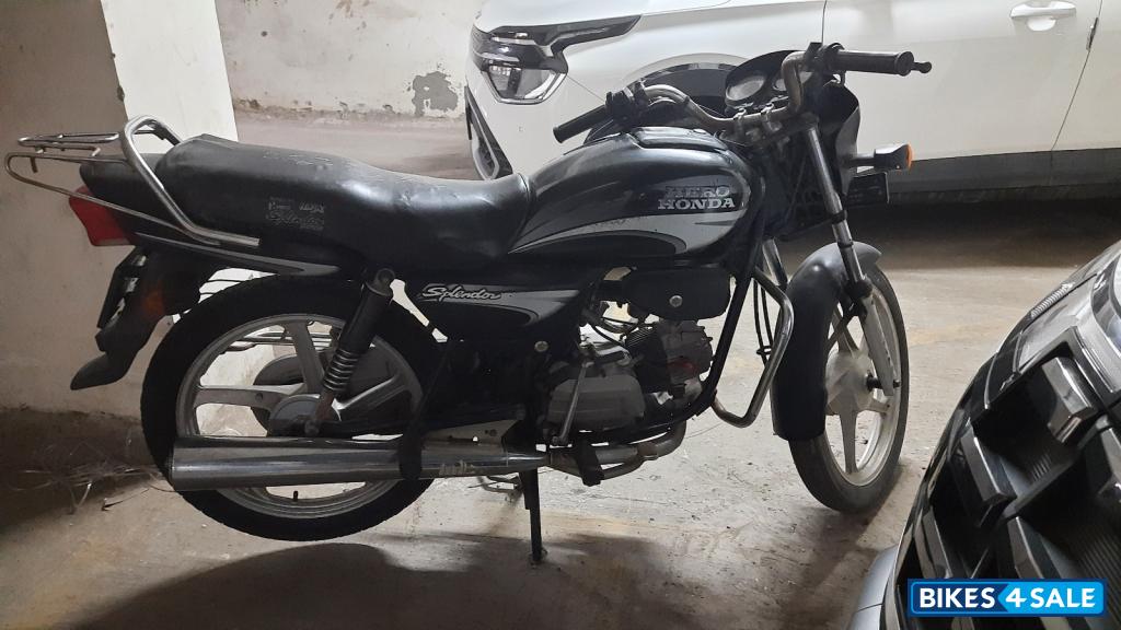 Black Hero Splendor Plus