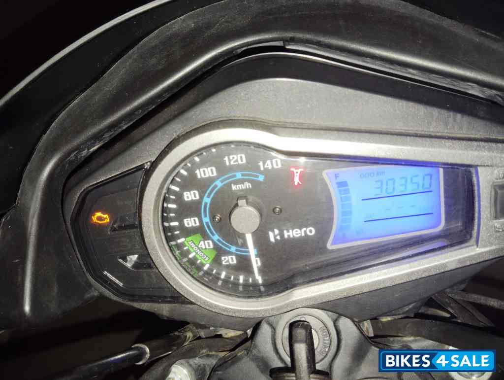 Red Hero Glamour BS6