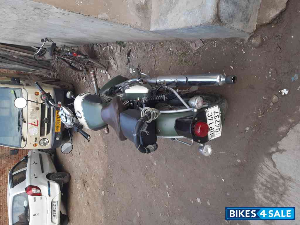 Grey Royal Enfield Classic 350