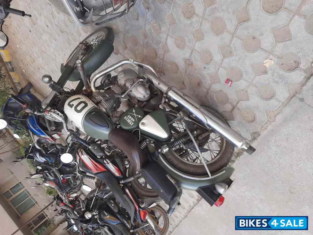 Grey Royal Enfield Classic 350