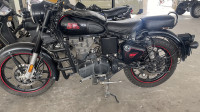 Royal Enfield Classic Stealth Black
