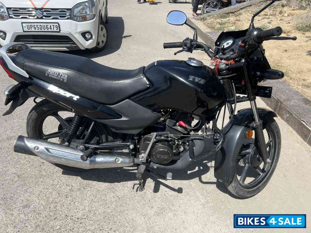 All Black TVS Sport