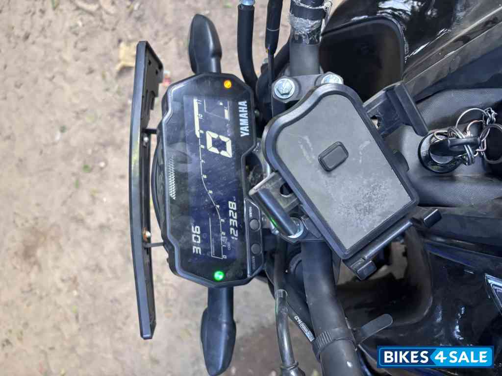 Yamaha FZ-S FI Ver 4.0