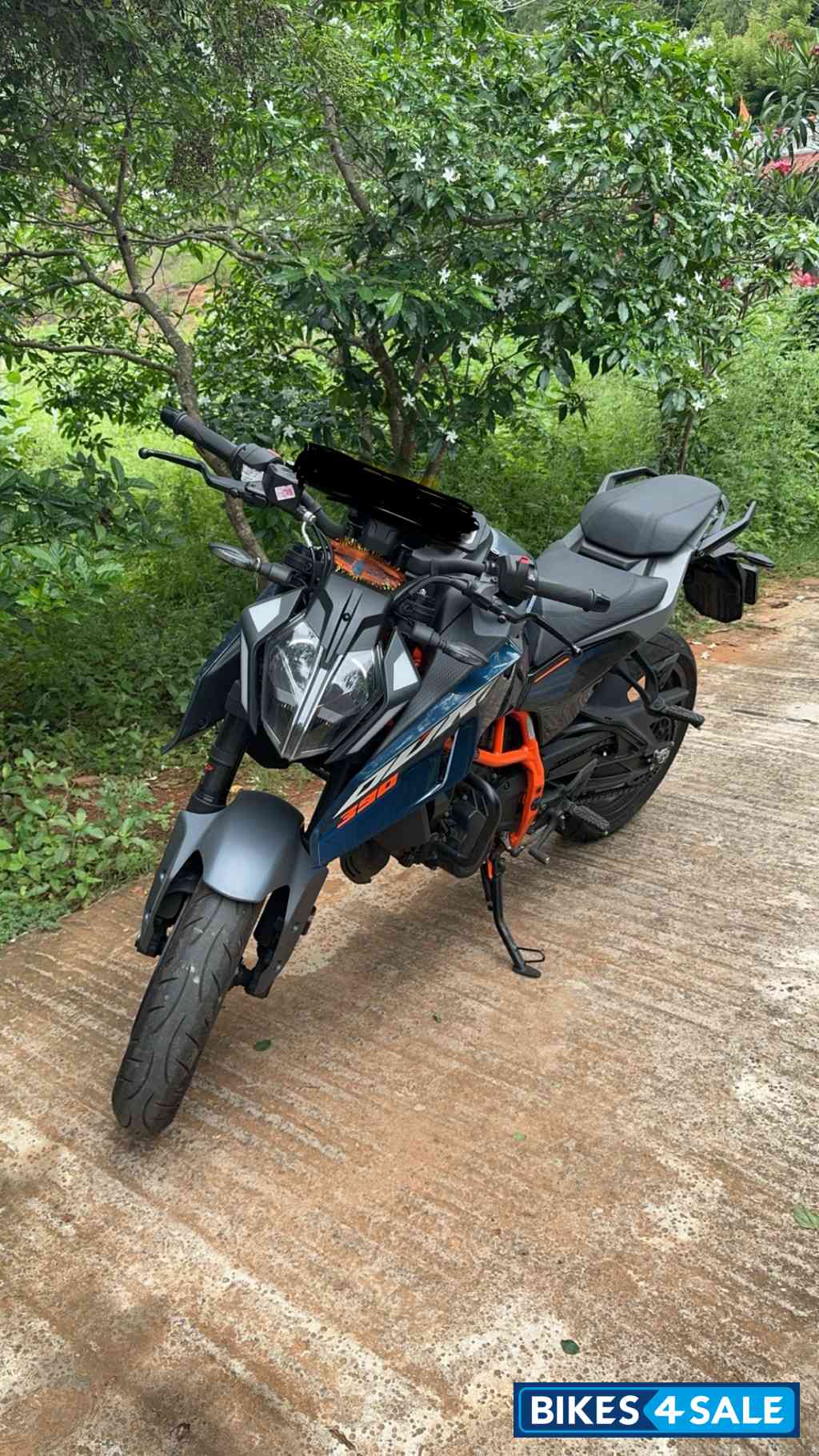 Blue KTM Duke 390 2024