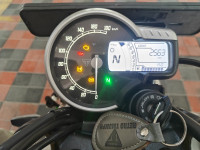 Phantom Black Triumph Speed 400