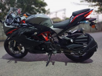 Black TVS Apache RR 310 2020