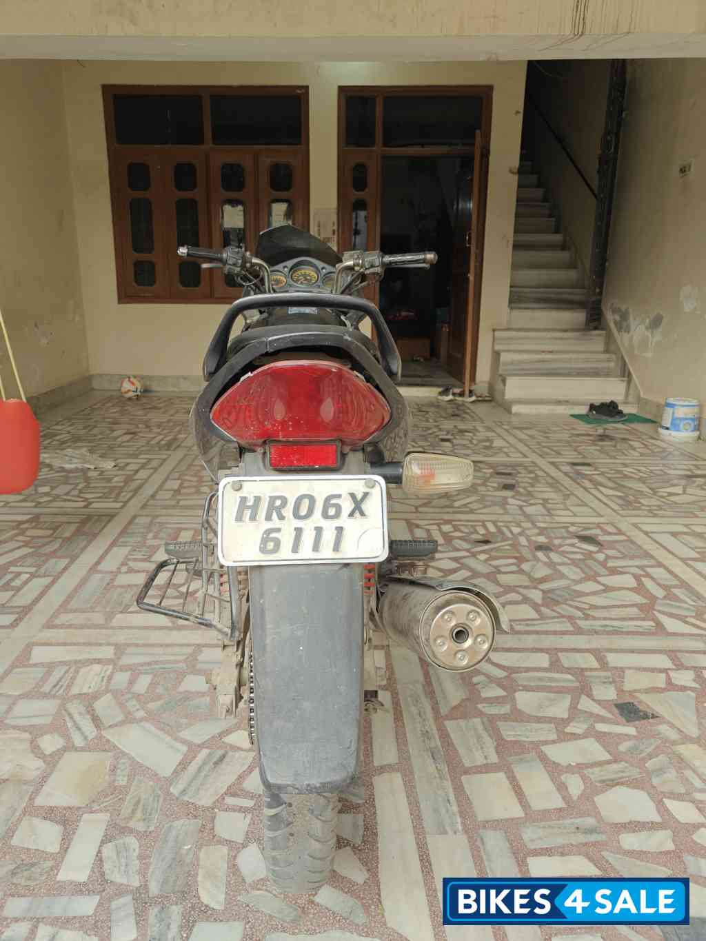 Black Hero Karizma R