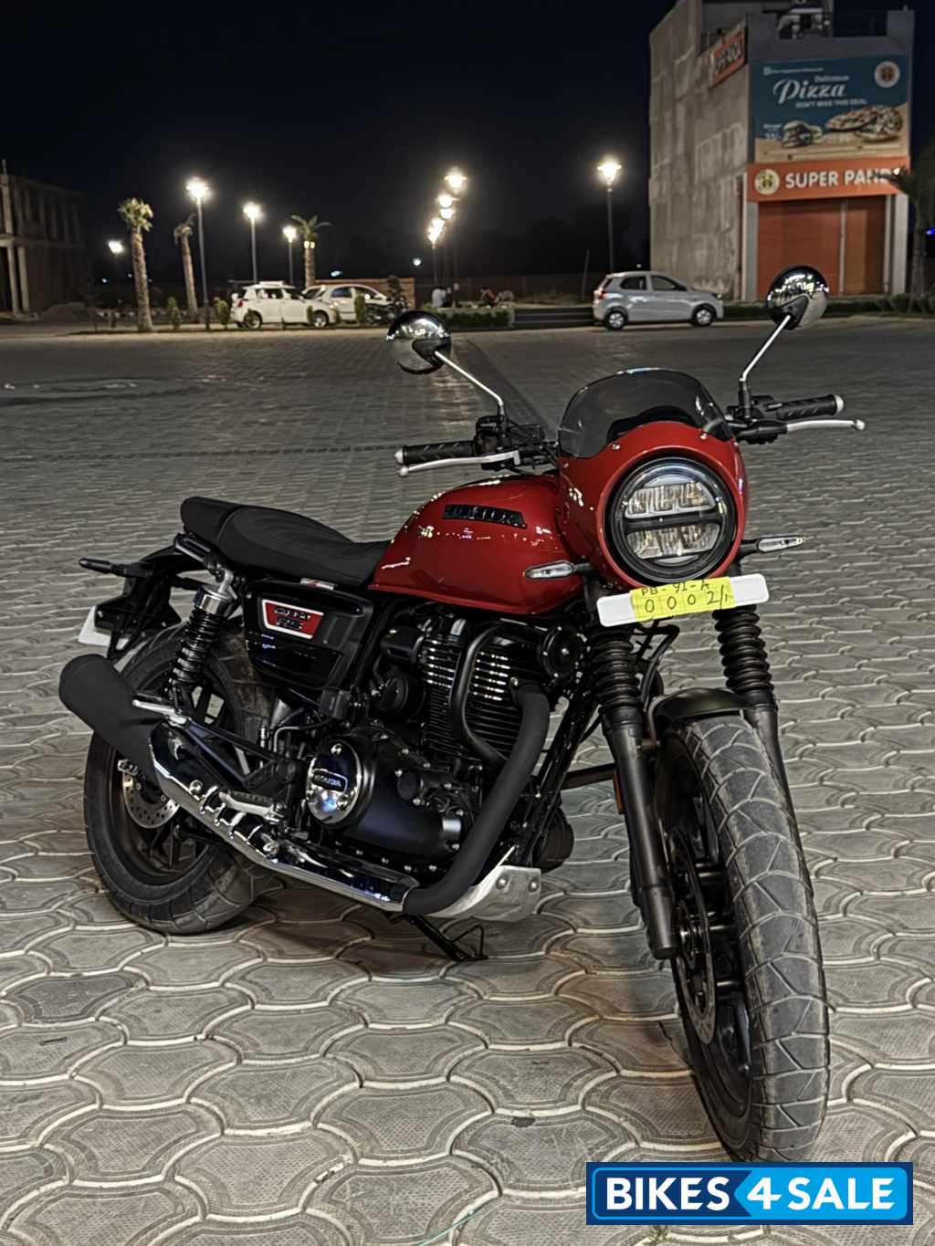 Red Metalic Honda 2023 CB350RS DLX Pro